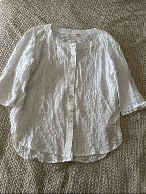 Eileen Fisher White Crinkled Button-Front Blouse